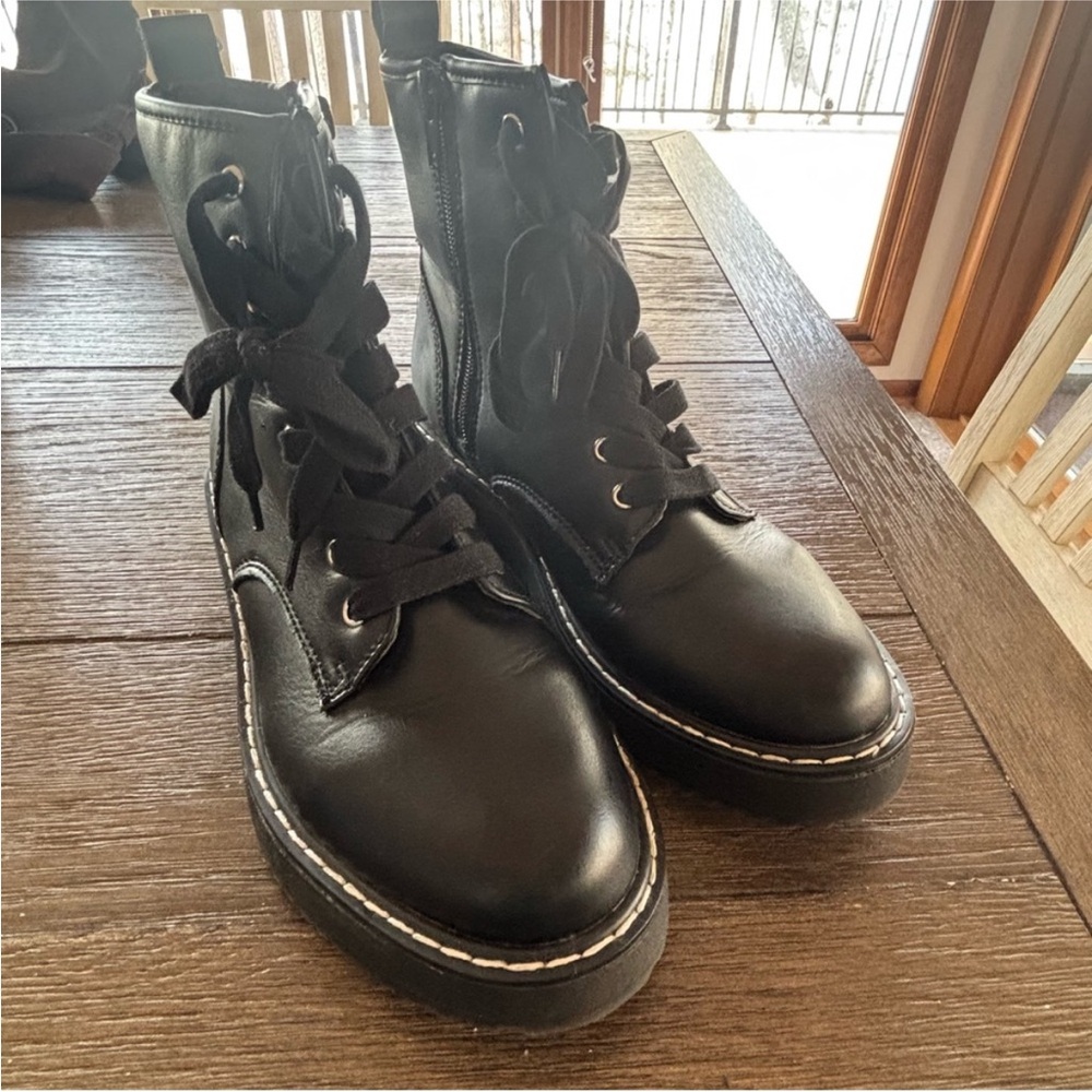 Madden Girl Black Combat Boots Lace Up With Side Zipper Size 7M - Picture 10 of 10